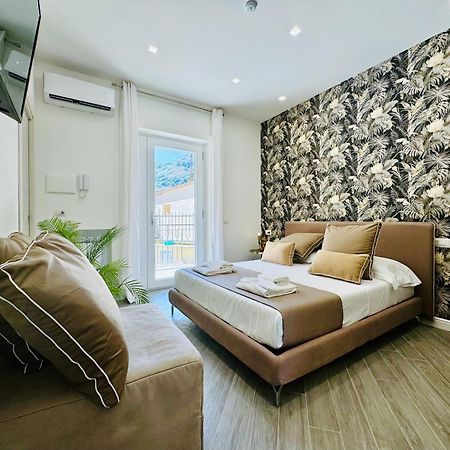 Yourhome - Santa Lucia Rooms Península Sorrentina Exterior foto