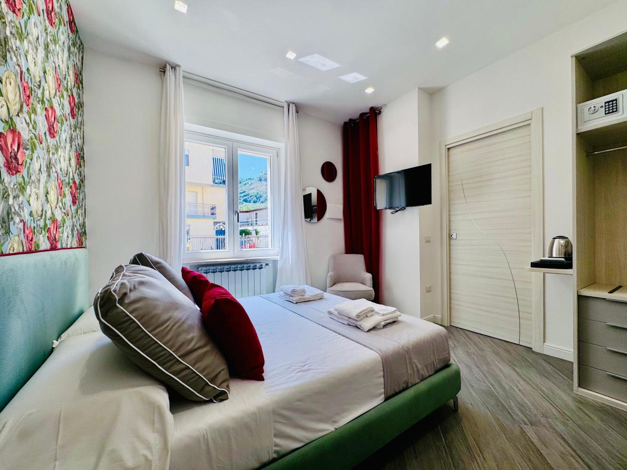 Yourhome - Santa Lucia Rooms Península Sorrentina Exterior foto