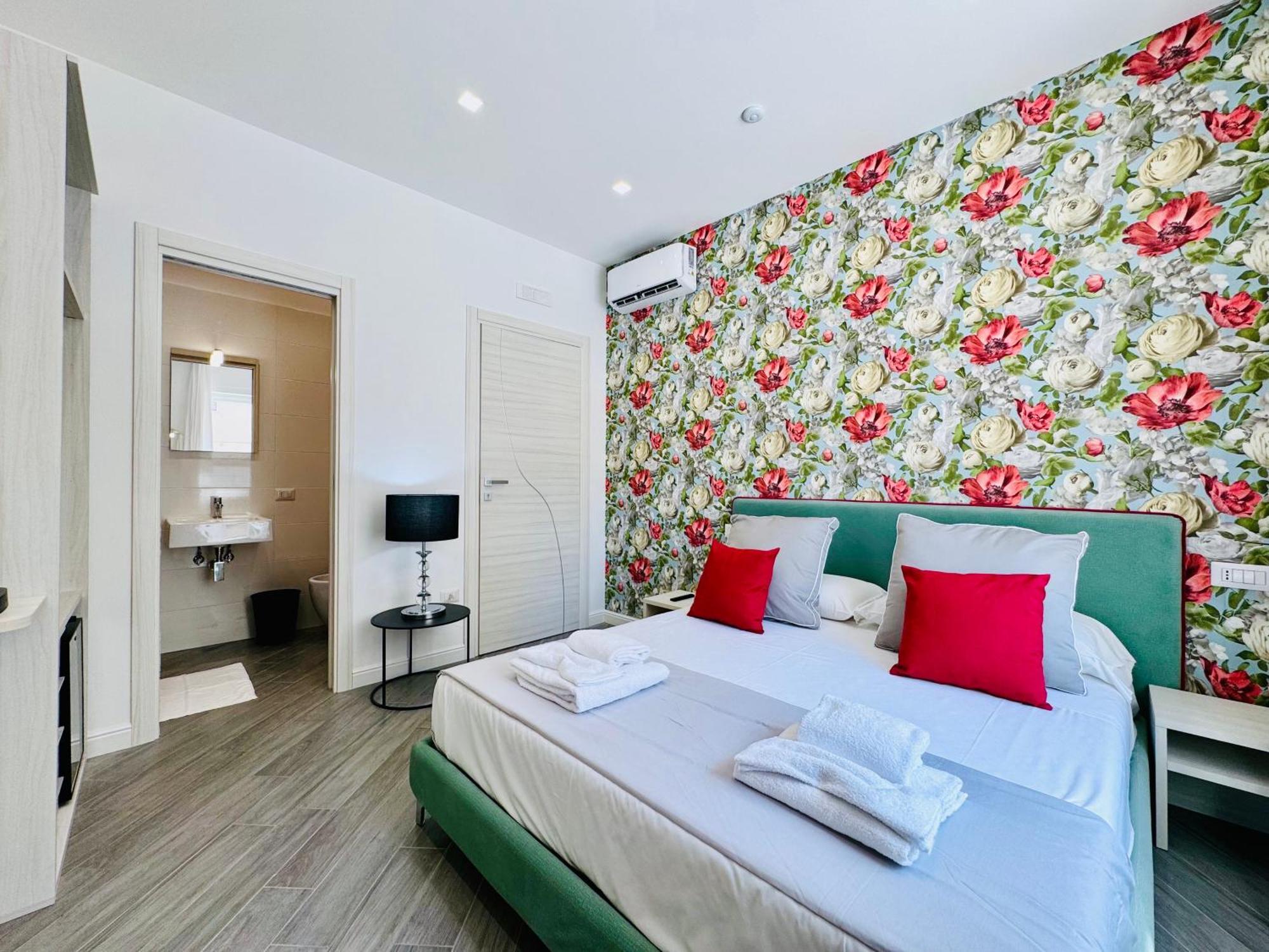 Yourhome - Santa Lucia Rooms Península Sorrentina Exterior foto